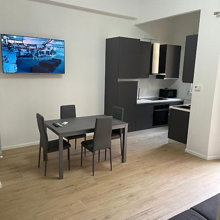 Ferienwohnung Ampio Bilocale Zona Navigli Mailand Exterior foto